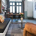 Authentic West Apartment